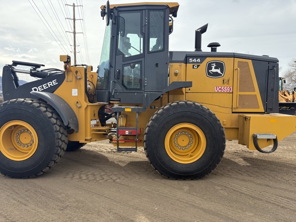 2025 John Deere 544G