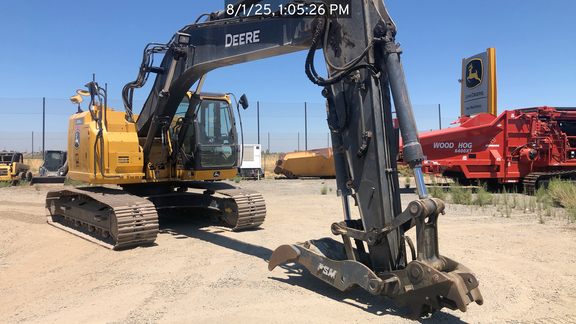 2022 John Deere 245G