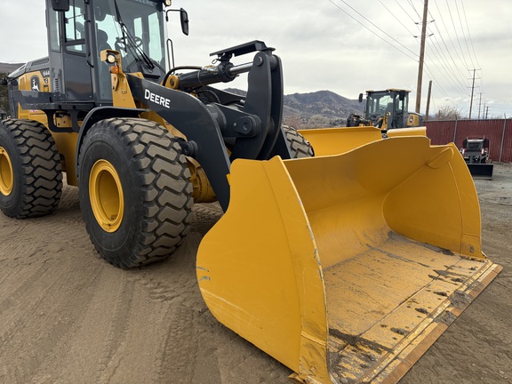 2025 John Deere 644G