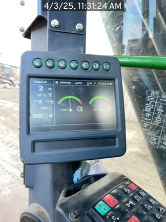 2017 John Deere 909MH