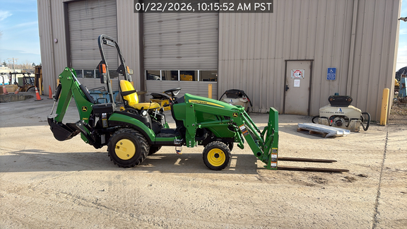 2015 John Deere 1025R