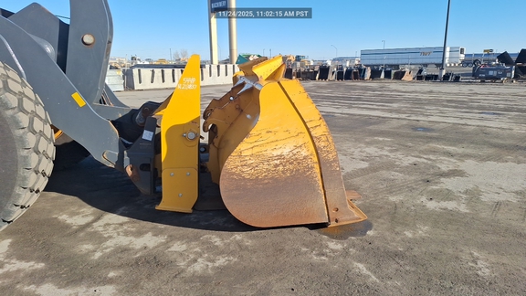 2021 John Deere 544P