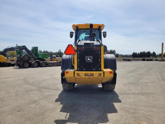 2022 John Deere 544P