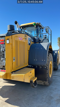 2022 John Deere 844LAH