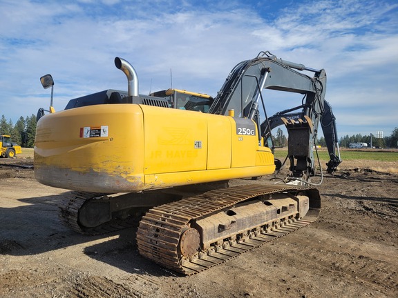 2012 John Deere 250GLC