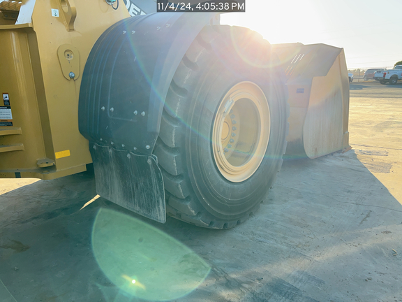 2022 John Deere 844LAH