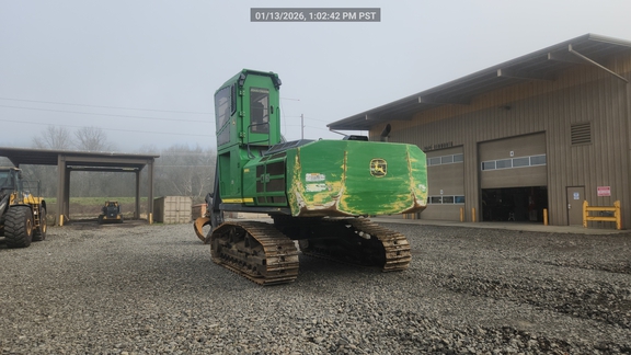 2017 John Deere 3156G