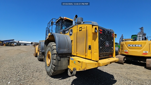 2020 John Deere 844L