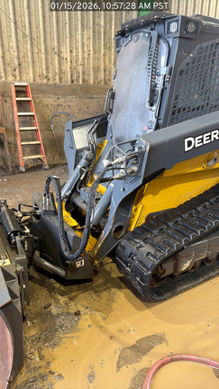 2020 John Deere 333G