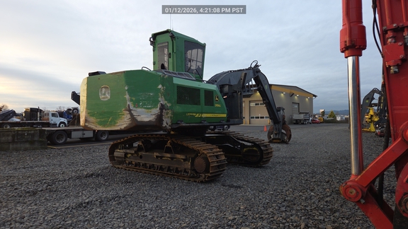 2016 John Deere 3156G