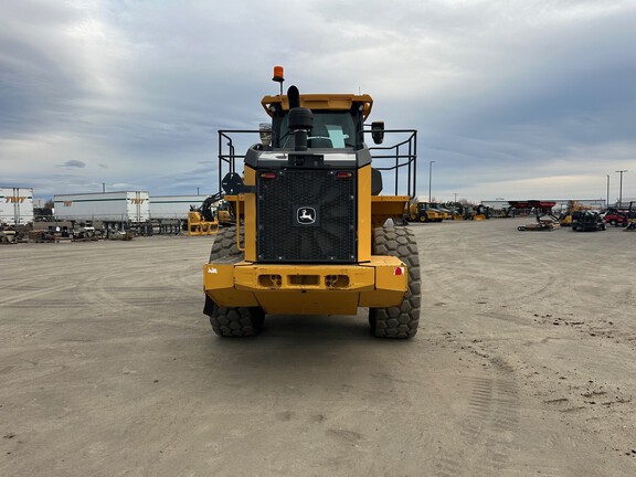 2022 John Deere 724PHL