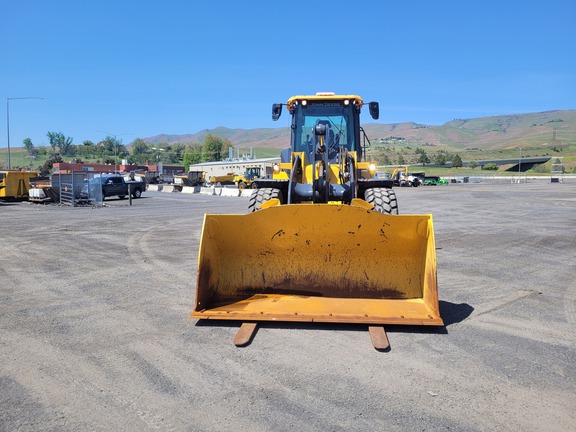 2024 John Deere 544P