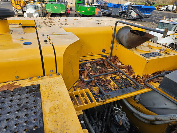 2022 John Deere 670GLC