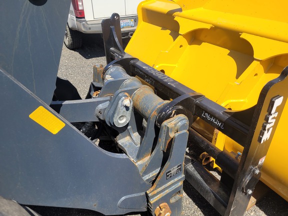 2024 John Deere 544P
