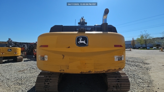 2022 John Deere 250GLC