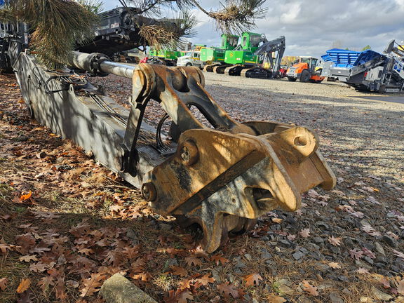 2022 John Deere 670GLC