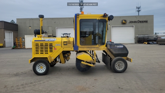 2023 Superior Broom DT74J