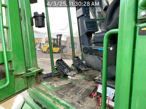 2017 John Deere 909MH