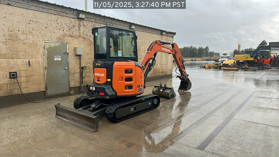 2021 Hitachi ZX35