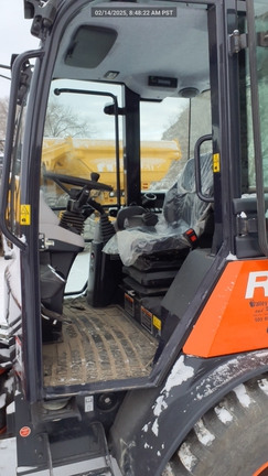2022 Kubota R640