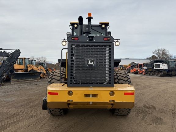 2025 John Deere 644G