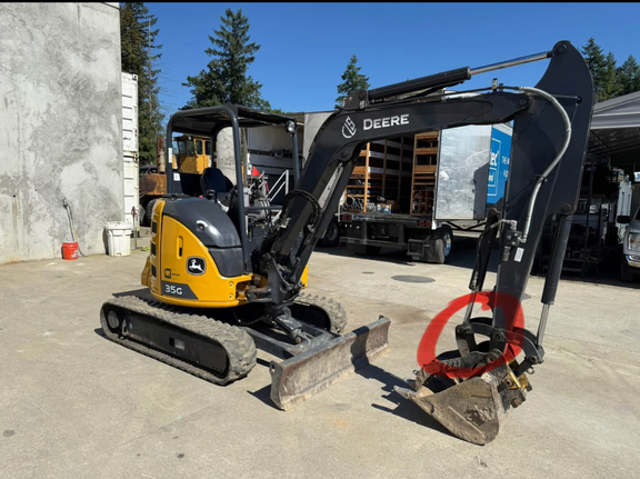 2022 John Deere 35G