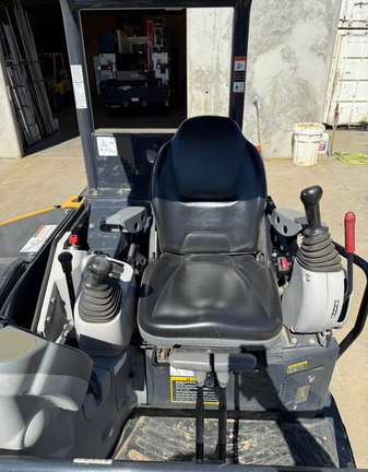 2022 John Deere 35G