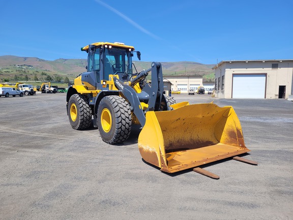 2024 John Deere 544P