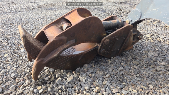 2016 John Deere 3156G