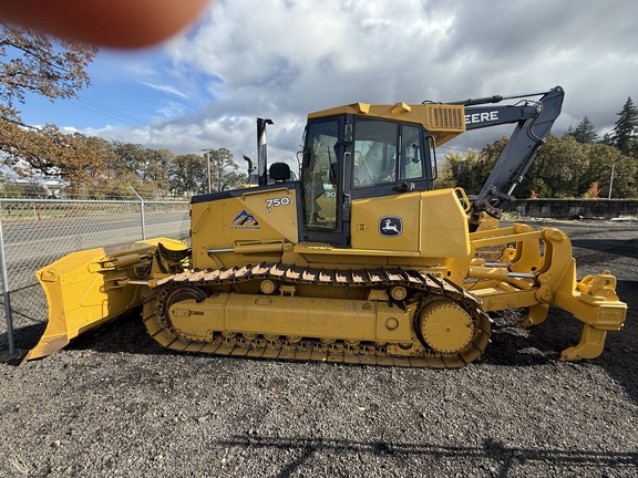 2007 John Deere 750JLT