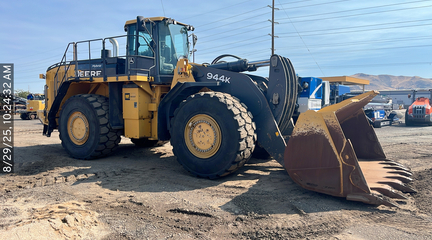 2016 John Deere 944K