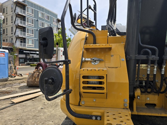 2023 John Deere 135-P