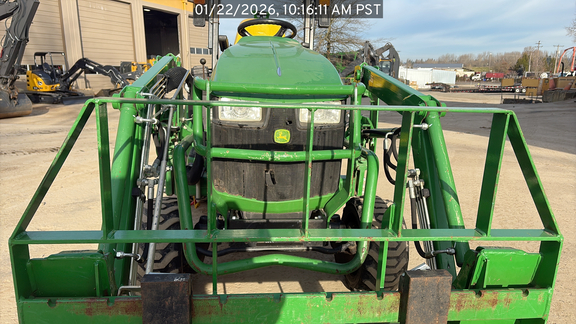 2015 John Deere 1025R