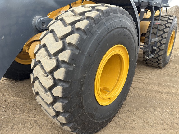 2025 John Deere 644G