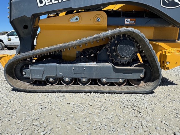 2023 John Deere 331G