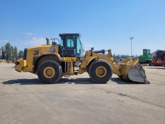 2022 Caterpillar 972M