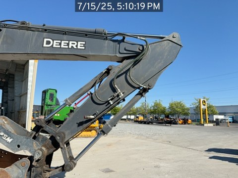 2021 John Deere 245G