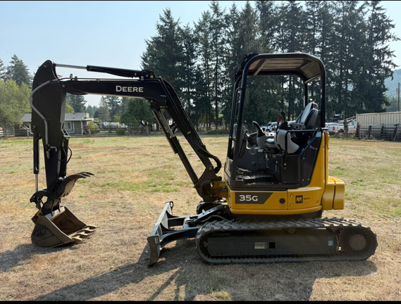 2021 John Deere 35G