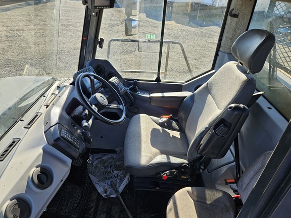 2020 John Deere 370E