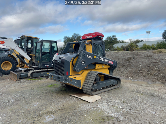 John Deere 333G