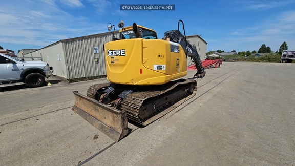 2015 John Deere 135G