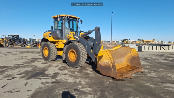 2021 John Deere 544P