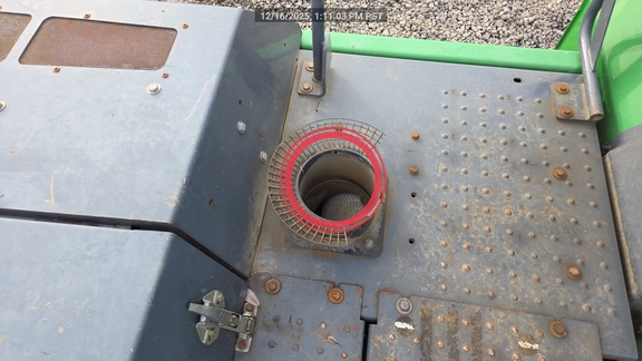 2016 John Deere 3156G