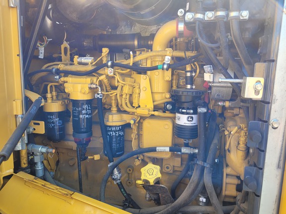 2022 John Deere 544P