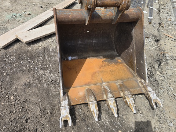 2023 John Deere 135-P