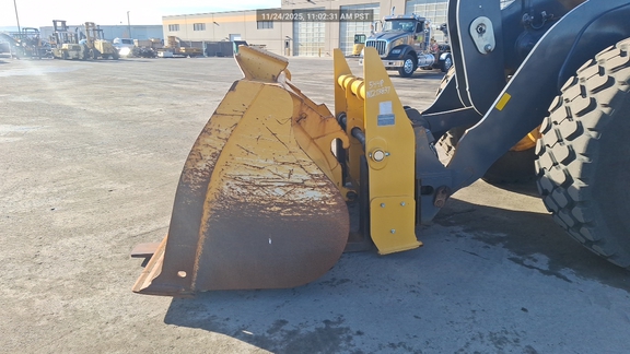 2021 John Deere 544P