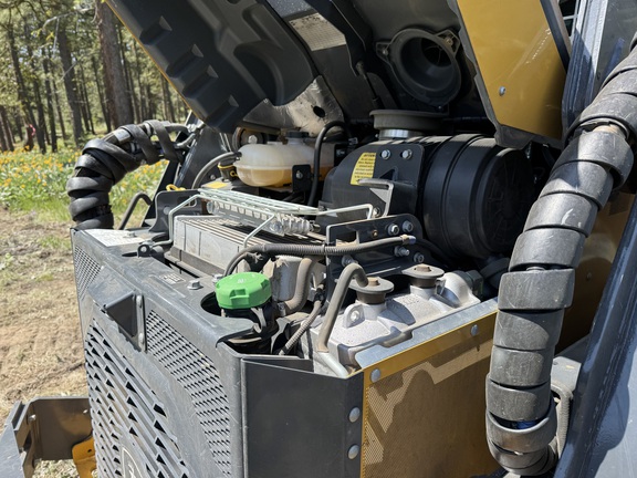 2024 John Deere 335P