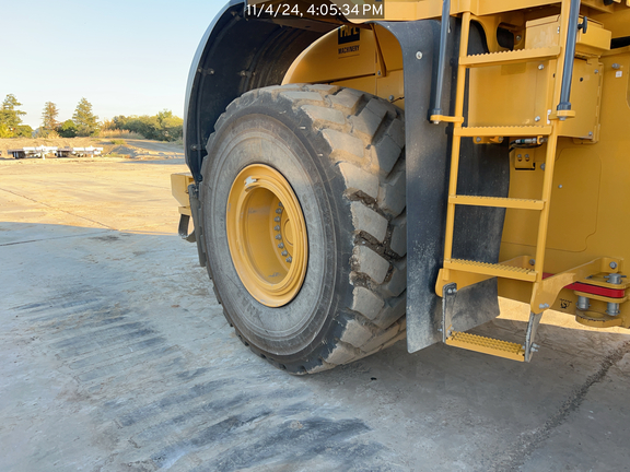 2022 John Deere 844LAH