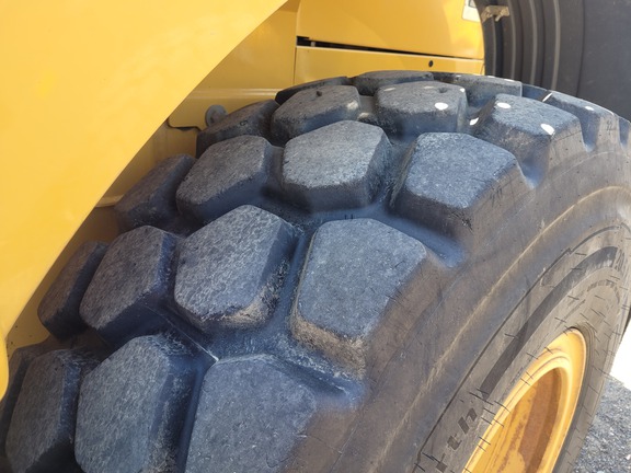 2022 John Deere 544P