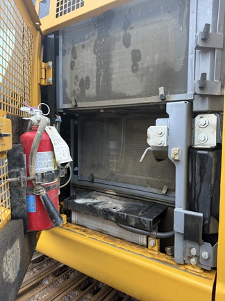 2023 John Deere 245P